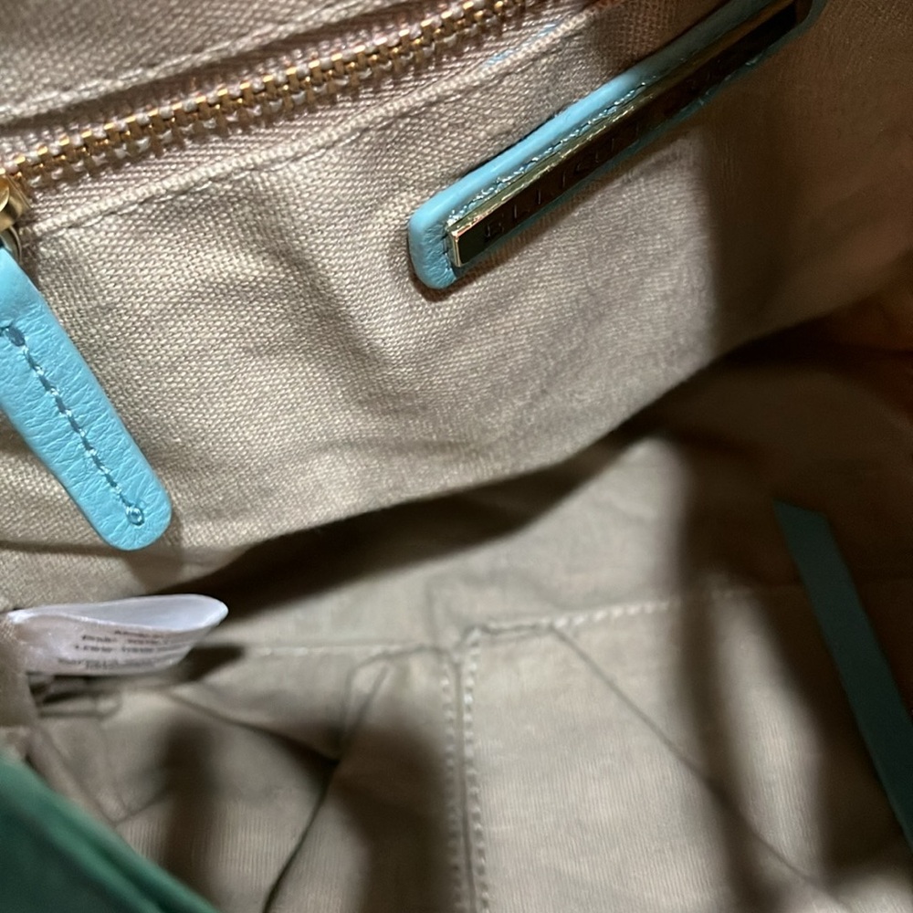Elliott Lucca Light Blue Leather Shoulder Bag - Picture 4 of 6